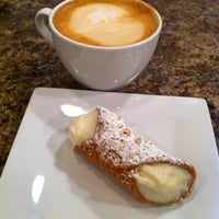 11/23/2012 tarihinde Mark R.ziyaretçi tarafından Coffee &amp;amp; Cakes'de çekilen fotoğraf