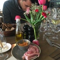 5/18/2016 tarihinde Demeulemeester A.ziyaretçi tarafından Brasserie Vinois'de çekilen fotoğraf