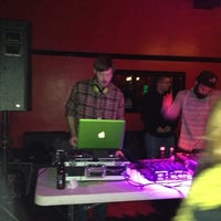 Foto tomada en NV Nightclub  por Carli F. el 12/30/2012
