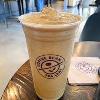 Photo taken at The Coffee Bean &amp;amp; Tea Leaf by Steven B. on 9/14/2021