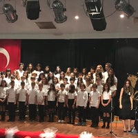 Photo taken at Doğa Koleji by 🔆Özlem Ş. on 10/29/2017