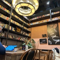 Photo taken at Caffè Nero by 🔆Özlem Ş. on 12/27/2023