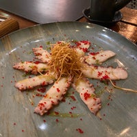 Foto diambil di Ryori Sushi Lounge oleh Laís K. pada 1/21/2023