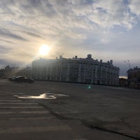 3/14/2020 tarihinde Alena⭐ B.ziyaretçi tarafından Площадь Революции'de çekilen fotoğraf