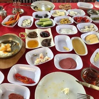 Foto scattata a Çoban Çiftliği Restaurant &amp;amp; Cafe da Büşra C. il 9/17/2019