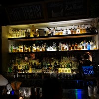 Foto tirada no(a) Vesper Bar por Jean-Paul S. em 7/10/2019