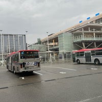 Photo taken at Niigata Sta. South Ent. Bus Terminal by H F. on 3/17/2024