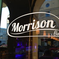 รูปภาพถ่ายที่ Morrison Bar โดย Victoria T. เมื่อ 5/8/2013