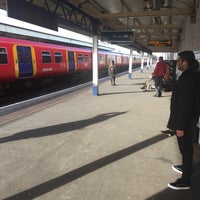 Photo taken at Platform 3 by Martyn H. on 3/9/2017