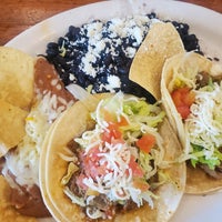 Photo prise au La Fogata Mexican Restaurant &amp;amp; Catering par Kitty R. le1/8/2023