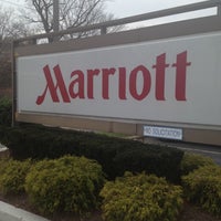 รูปภาพถ่ายที่ Marriott Saddle Brook โดย Senthil N. เมื่อ 11/30/2012