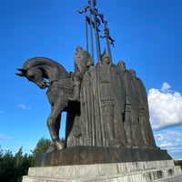 Photo taken at Монумент в память о Ледовом побоище by Devochkasevera on 8/21/2021