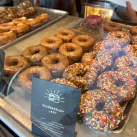 8/3/2023 tarihinde Jeremy G.ziyaretçi tarafından Sidecar Doughnuts &amp;amp; Coffee'de çekilen fotoğraf