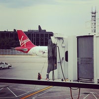Photo taken at Virgin America Airlines by Sarah C. on 8/2/2013