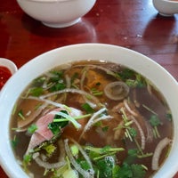 Foto scattata a Ben Tre Vietnamese Homestyle Cuisine da Ron N. il 8/19/2023