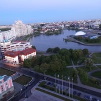 Photo taken at Гостиница «Беларусь» / Hotel Belarus by Владислав I. on 5/19/2015