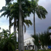 Photo taken at Praça Gonçalves Dias by Cassio C. on 11/28/2012