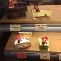 Photo taken at Anson Kopi &amp;amp; Patisserie by Ling L. on 8/2/2018