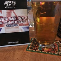 Снимок сделан в Shakespeare&amp;#39;s Grille &amp;amp; Pub пользователем Mark N. 4/26/2018