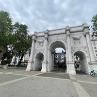 Photo taken at Marble Arch Square by yokooo on 6/28/2023