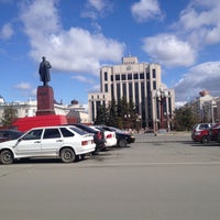 Photo taken at Памятник В.И. Ленину by Рашит on 4/29/2013