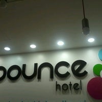 Foto scattata a Bounce Sydney da Ahmed Muneeb M. il 11/26/2012