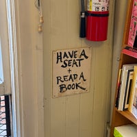 Review City Lights Bookstore