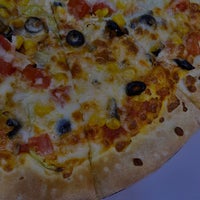 Photo taken at Papa John&amp;#39;s Pizza by Ebru E. on 10/18/2021