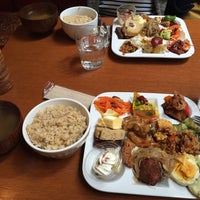 Photo taken at Midorie Cafe by Masako K. on 3/8/2015