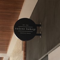 รูปภาพถ่ายที่ Suárez Bakery โดย Chris W. เมื่อ 10/25/2016