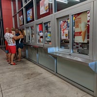 Photo taken at Andy&amp;#39;s Frozen Custard by Wendy Q. on 7/3/2022