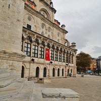 Photo taken at Laleli Mosque by BAYRAM Ö. on 11/20/2022