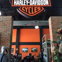 Photo taken at Rio Harley-Davidson by Lucimeire M. on 12/15/2015