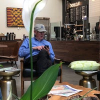 Photo taken at Peet&amp;#39;s Coffee &amp;amp; Tea by Rod S. on 12/31/2019