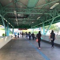 Photo taken at Estação Guilhermina-Esperança (Metrô) by Natalia F. on 1/4/2018