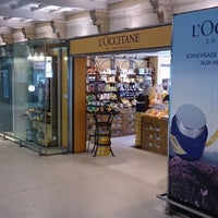 Photo taken at L&amp;#39;Occitane by GARY 🇫🇷🚅 on 8/23/2014