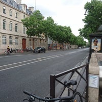 Photo taken at Boulevard Saint-Michel by GARY 🇫🇷🚅 on 6/7/2019