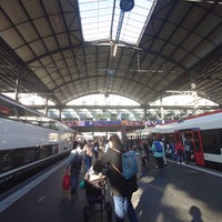 Photo taken at Lucerne Railway Station by GARY 🇫🇷🚅 on 11/8/2023