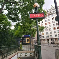 Photo taken at Métro Télégraphe [11] by GARY 🇫🇷🚅 on 7/20/2019