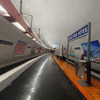 Photo taken at Métro Place des Fêtes [7bis,11] by GARY 🇫🇷🚅 on 11/7/2023