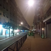 Photo taken at Rue Montgallet by GARY 🇫🇷🚅 on 1/11/2018