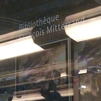 Photo taken at Bibliothèque François Mitterrand RER Station [C] by GARY 🇫🇷🚅 on 6/28/2018