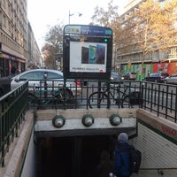 Photo taken at Métro Reuilly–Diderot [1,8] by GARY 🇫🇷🚅 on 11/21/2018
