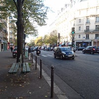 Photo taken at Avenue de la République by GARY 🇫🇷🚅 on 11/14/2017