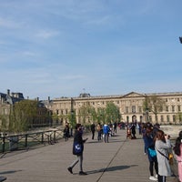 Photo taken at Pont des Arts by GARY 🇫🇷🚅 on 4/15/2019