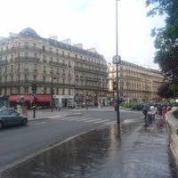 Photo taken at Place d&amp;#39;Estienne d&amp;#39;Orves by GARY 🇫🇷🚅 on 8/7/2019