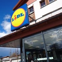 Photo taken at Lidl by GARY 🇫🇷🚅 on 4/13/2018