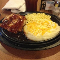 Photo taken at Denny&amp;#39;s by Priscila R. on 7/13/2013