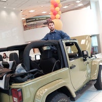 รูปภาพถ่ายที่ Cherry Hill Dodge Chrysler Jeep RAM โดย Cherry Hill Dodge Chrysler Jeep RAM เมื่อ 5/28/2015