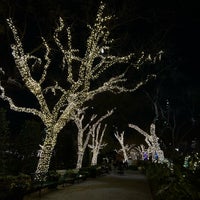Foto diambil di Dallas Arboretum and Botanical Garden oleh allison d. pada 12/27/2023